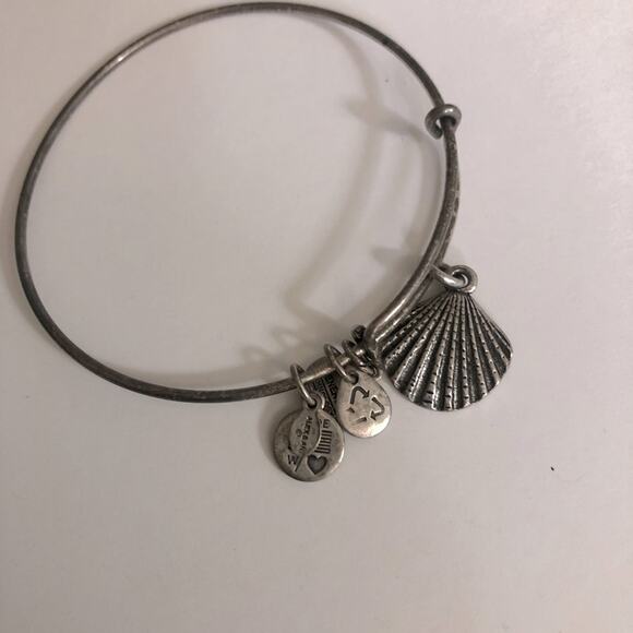 Alex and Ani Shell seashell Silver Charm Bracelet Bangle adjustable - Picture 4 of 7